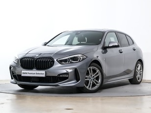 Fotos de BMW Serie 1 118d color Gris. Año 2024. 110KW(150CV). Diésel. En concesionario Oliva Motor Tarragona de Tarragona