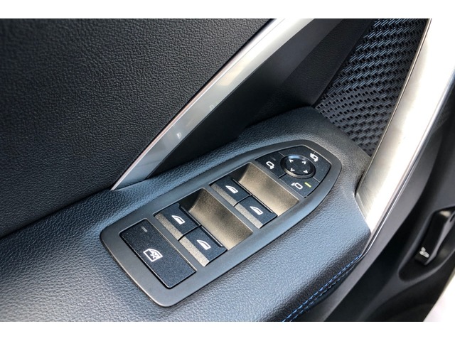 BMW iX1 xDrive30 color Negro. Año 2023. 230KW(313CV). Eléctrico. En concesionario Proa Premium Palma de Baleares