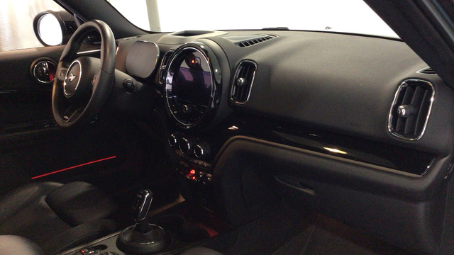 fotoG 7 del MINI MINI Countryman John Cooper Works 225 kW (306 CV) 306cv Gasolina del 2021 en Madrid