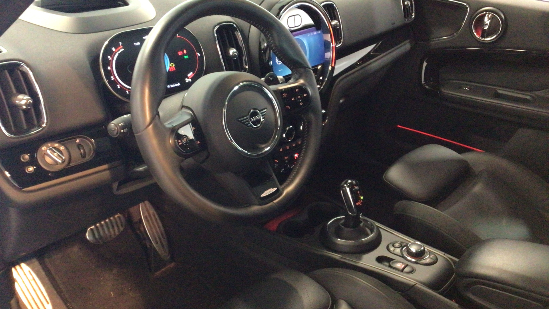 fotoG 17 del MINI MINI Countryman John Cooper Works 225 kW (306 CV) 306cv Gasolina del 2021 en Madrid