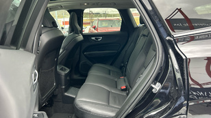 Volvo XC60 T6 Recharge Plus Dark AWD Auto 257 kW (350 CV) - 9 Volvo XC60 T6 Ocasión 257 KW (350CV) - 9