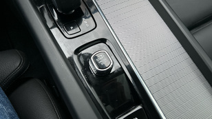 Volvo XC60 T6 Recharge Plus Dark AWD Auto 257 kW (350 CV) - 23 Volvo XC60 T6 Ocasión 257 KW (350CV) - 23
