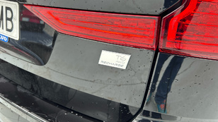 Volvo XC60 T6 Recharge Plus Dark AWD Auto 257 kW (350 CV) - 27 Volvo XC60 T6 Ocasión 257 KW (350CV) - 27
