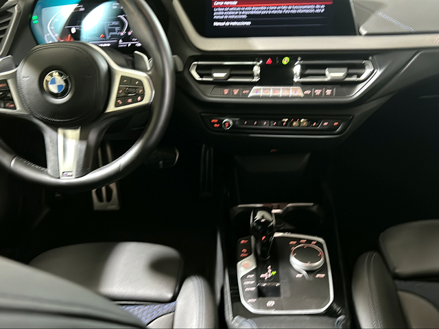 BMW Serie 1 118d color Blanco. Año 2022. 110KW(150CV). Diésel. En concesionario San Pablo Motor | Su Eminencia de Sevilla