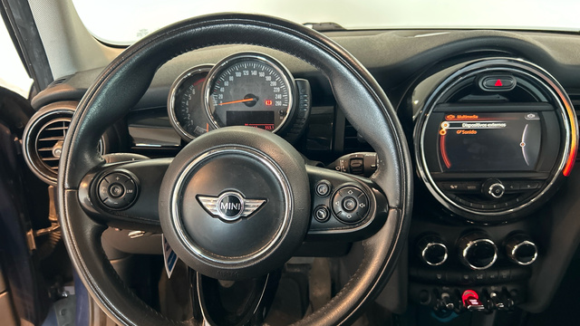 fotoG 11 del MINI MINI 5 Puertas Cooper 100 kW (136 CV) 136cv Gasolina del 2015 en Madrid
