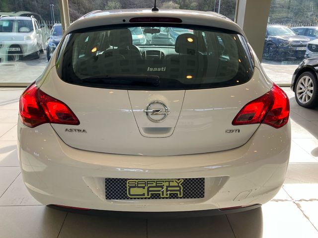 Opel Astra 1.7 CDTI Selective 81 kW (110 CV)
