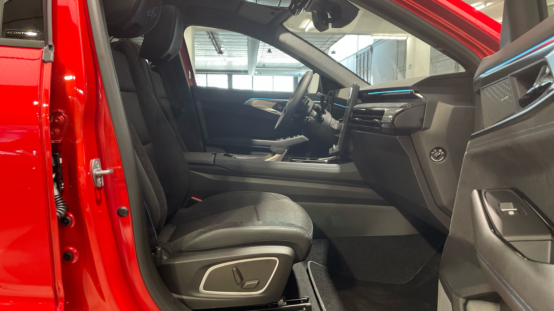 Renault Espace E-Tech 200 - 13