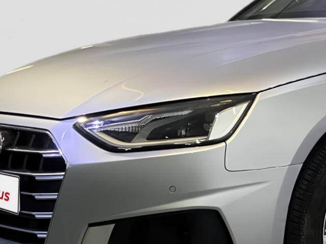 Audi A4 Advanced 30 TDI 100 kW (136 CV) S tronic