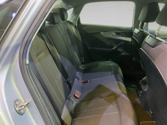 Audi A4 Advanced 30 TDI 100 kW (136 CV) S tronic