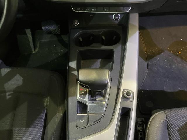 Audi A4 Advanced 30 TDI 100 kW (136 CV) S tronic