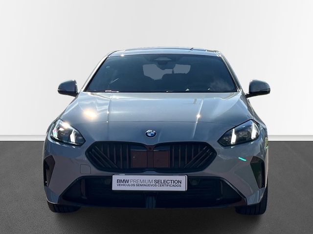BMW Serie 1 120d color Gris. Año 2025. 120KW(163CV). Diésel. En concesionario Murcia Premium S.L. AV DEL ROCIO de Murcia