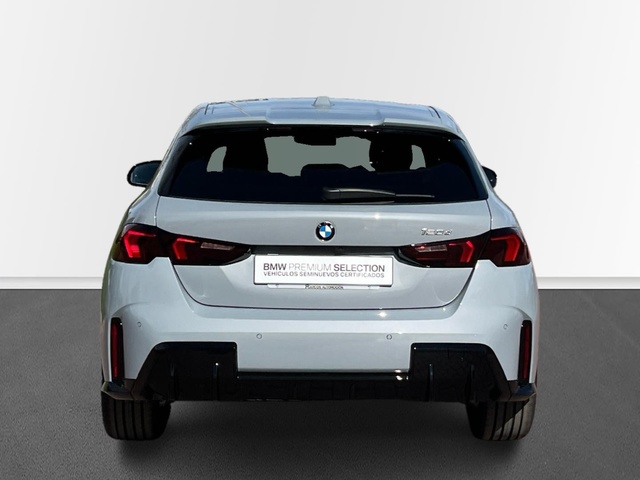 BMW Serie 1 120d color Gris. Año 2025. 120KW(163CV). Diésel. En concesionario Murcia Premium S.L. AV DEL ROCIO de Murcia