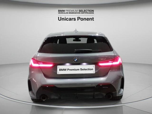 BMW Serie 1 118d color Gris. Año 2024. 110KW(150CV). Diésel. En concesionario Unicars Ponent de Lleida