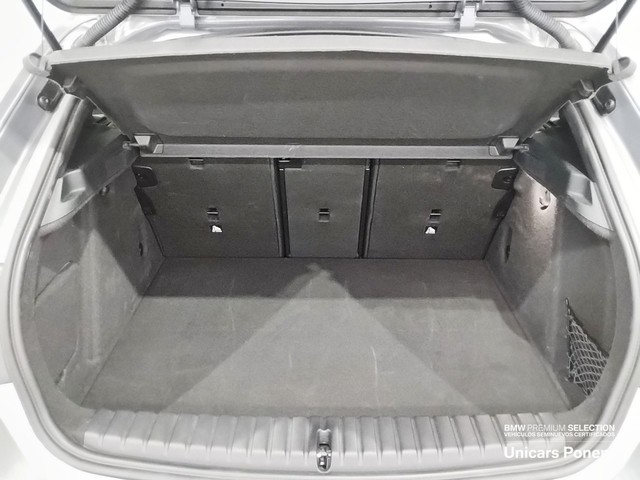 BMW Serie 1 118d color Gris. Año 2024. 110KW(150CV). Diésel. En concesionario Unicars Ponent de Lleida