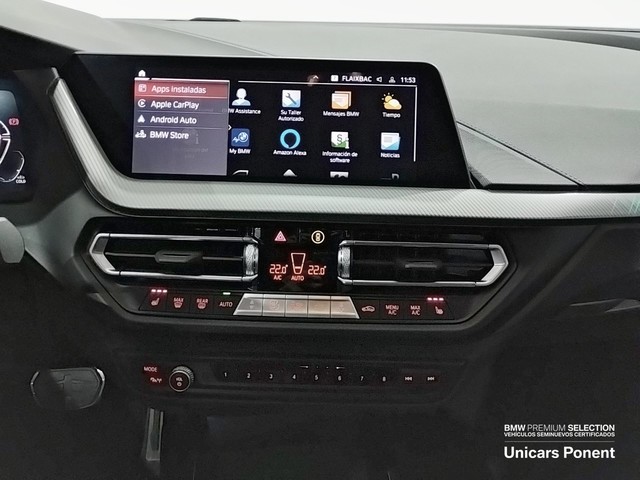 BMW Serie 1 118d color Gris. Año 2024. 110KW(150CV). Diésel. En concesionario Unicars Ponent de Lleida
