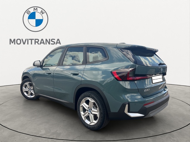 Foto 14 BMW iX1 eDrive20 150 kW (204 CV)