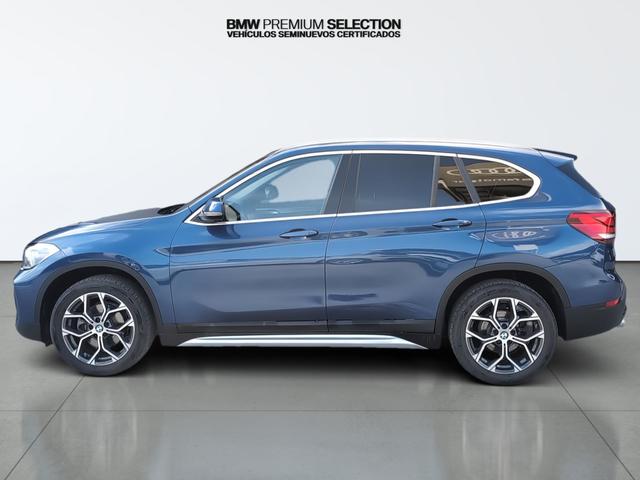 BMW X1 sDrive18d color Azul. Año 2021. 110KW(150CV). Diésel. En concesionario Automotor Premium Marbella - Málaga de Málaga