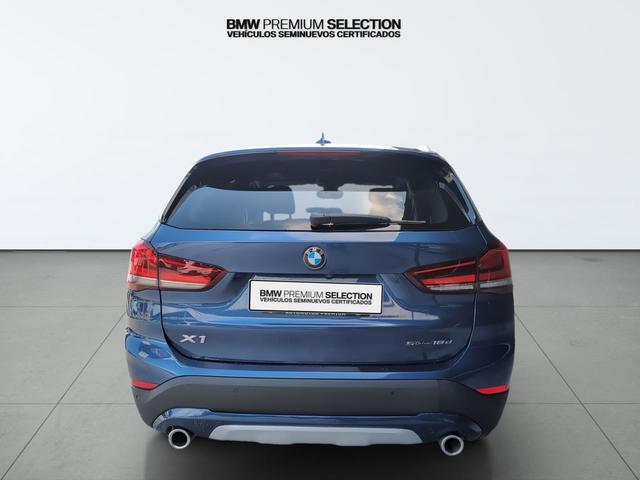 BMW X1 sDrive18d color Azul. Año 2021. 110KW(150CV). Diésel. En concesionario Automotor Premium Marbella - Málaga de Málaga