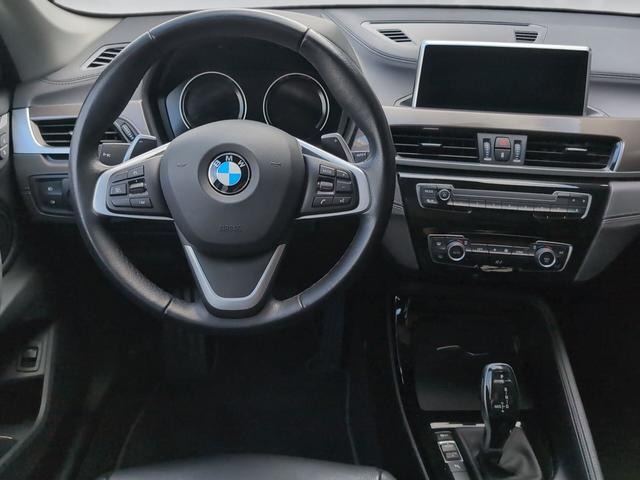BMW X1 sDrive18d color Azul. Año 2021. 110KW(150CV). Diésel. En concesionario Automotor Premium Marbella - Málaga de Málaga
