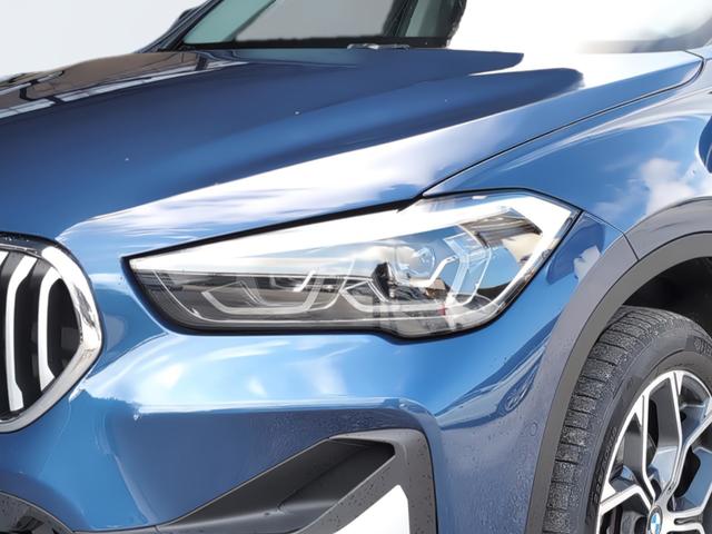 BMW X1 sDrive18d color Azul. Año 2021. 110KW(150CV). Diésel. En concesionario Automotor Premium Marbella - Málaga de Málaga