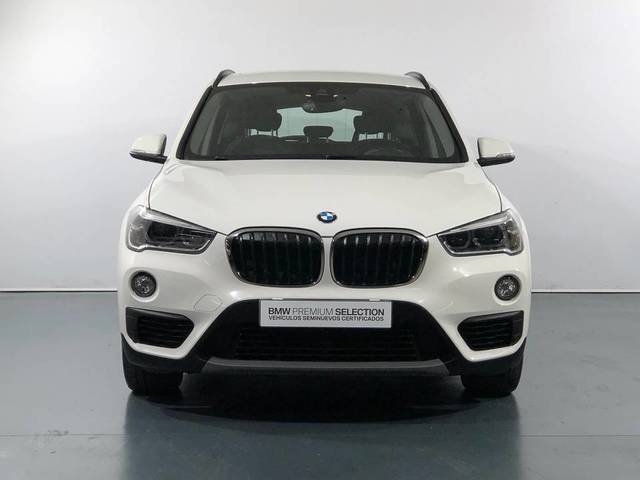 BMW X1 sDrive18i color Blanco. Año 2019. 103KW(140CV). Gasolina. En concesionario Proa Premium Palma de Illes Balears