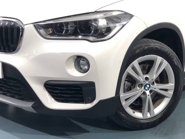 BMW X1 sDrive18i color Blanco. Año 2019. 103KW(140CV). Gasolina. En concesionario Proa Premium Palma de Illes Balears