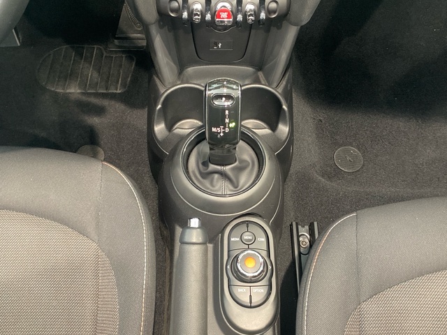 fotoG 19 del MINI MINI Cabrio Cooper 100 kW (136 CV) 136cv Gasolina del 2021 en Burgos