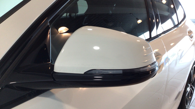 BMW Serie 1 118i color Blanco. Año 2024. 103KW(140CV). Gasolina. En concesionario BYmyCAR Madrid - Alcalá de Madrid