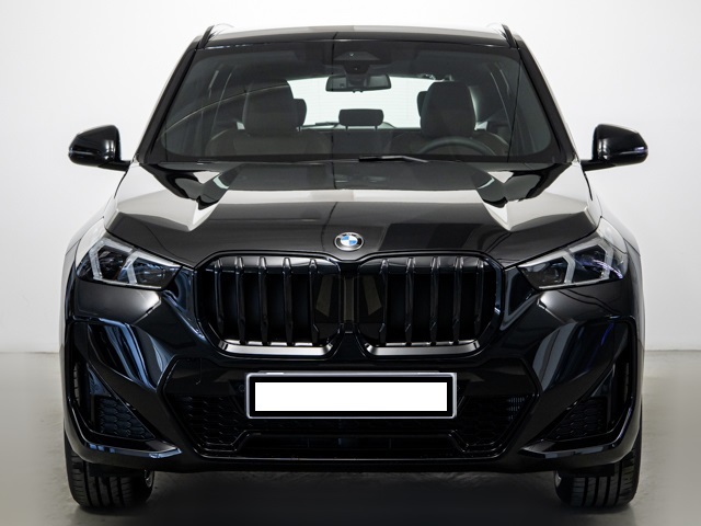 BMW X1 sDrive20i color Negro. Año 2025. 125KW(170CV). Gasolina. En concesionario BMW Fuenteolid Valladolid de Valladolid