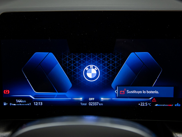 BMW X2 sDrive20d color Blanco. Año 2025. 120KW(163CV). Diésel. En concesionario BMW Fuenteolid Valladolid de Valladolid