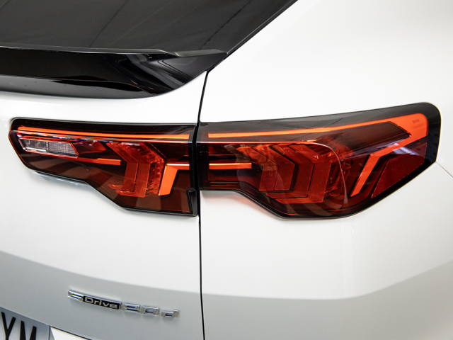 BMW X2 sDrive20d color Blanco. Año 2025. 120KW(163CV). Diésel. En concesionario BMW Fuenteolid Valladolid de Valladolid