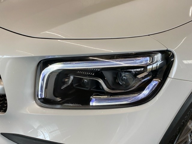 Mercedes-Benz GLB GLB 200 - 9