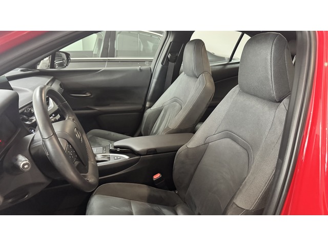 Lexus UX 250h Business 2WD 135 kW (184 CV)