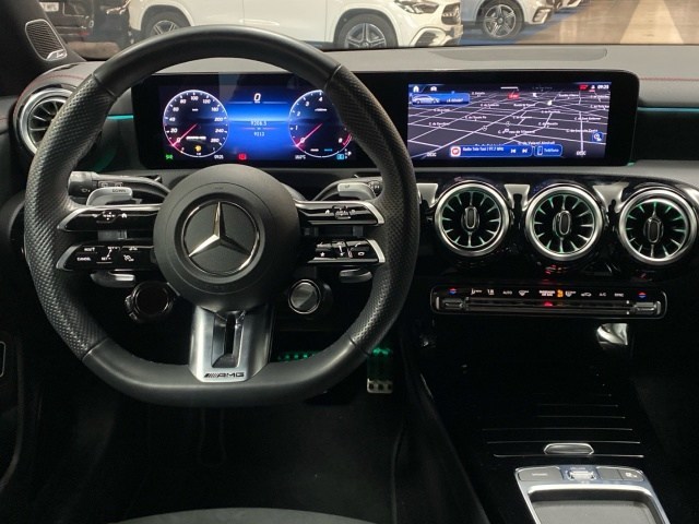Mercedes-Benz CLA Shooting Brake CLA 35 - 8