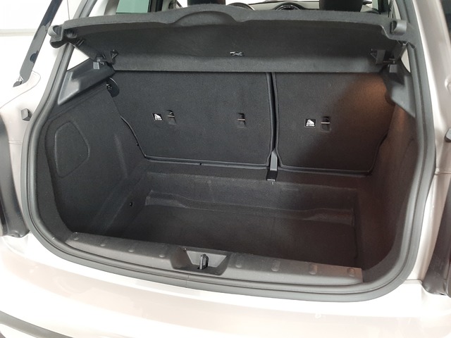 fotoG 23 del MINI MINI 5 Puertas Cooper 100 kW (136 CV) 136cv Gasolina del 2022 en Valencia