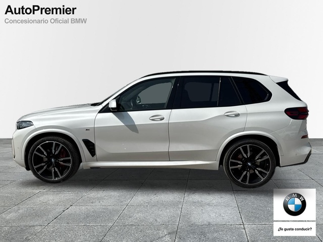 BMW X5 xDrive30d color Blanco. Año 2024. 219KW(298CV). Diésel. En concesionario Auto Premier, S.A. - MADRID de Madrid