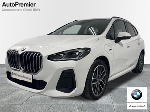 Fotos de BMW Serie 2 225e Active Tourer color Blanco. Año 2023. 180KW(245CV). Híbrido Electro/Gasolina. En concesionario Auto Premier, S.A. - MADRID de Madrid