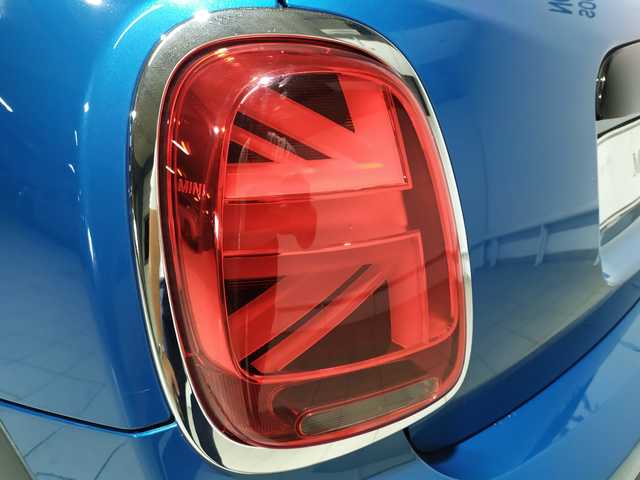 fotoG 23 del MINI MINI 5 Puertas Cooper 100 kW (136 CV) 136cv Gasolina del 2022 en Alicante