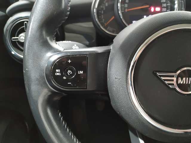 fotoG 25 del MINI MINI 5 Puertas Cooper 100 kW (136 CV) 136cv Gasolina del 2022 en Alicante