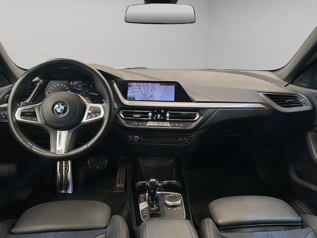 BMW Serie 2 218d Gran Coupe color Blanco. Año 2021. 110KW(150CV). Diésel. En concesionario GANDIA Automoviles Fersan, S.A. de Valencia