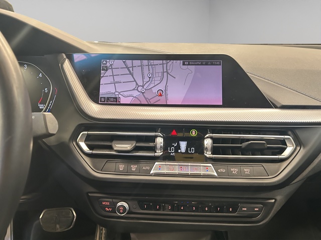 BMW Serie 2 218d Gran Coupe color Blanco. Año 2021. 110KW(150CV). Diésel. En concesionario GANDIA Automoviles Fersan, S.A. de Valencia