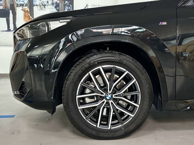 BMW X1 sDrive20i color Negro. Año 2025. 125KW(170CV). Gasolina. En concesionario Triocar Gijón (Bmw y Mini) de Asturias