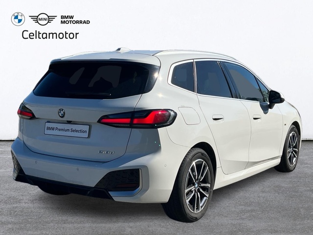 BMW Serie 2 218d Active Tourer color Blanco. Año 2024. 110KW(150CV). Diésel. En concesionario Celtamotor Caldas Reis de Pontevedra