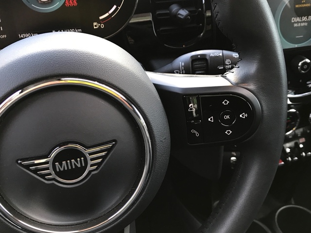 fotoG 14 del MINI MINI 5 Puertas Cooper 100 kW (136 CV) 136cv Gasolina del 2024 en Pontevedra