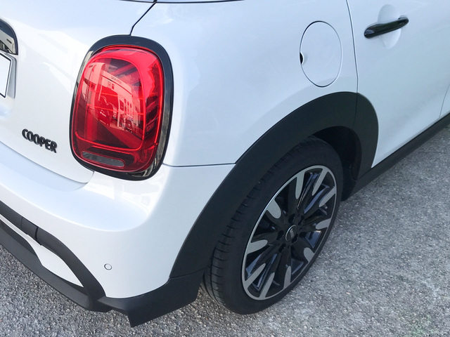 fotoG 28 del MINI MINI 5 Puertas Cooper 100 kW (136 CV) 136cv Gasolina del 2024 en Pontevedra
