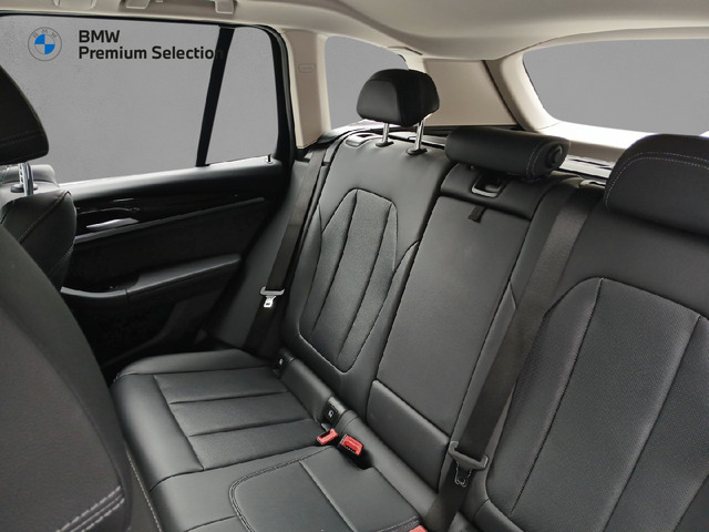 BMW X3 sDrive18d color Blanco. Año 2022. 110KW(150CV). Diésel. En concesionario Adler Motor S.L. TOLEDO de Toledo