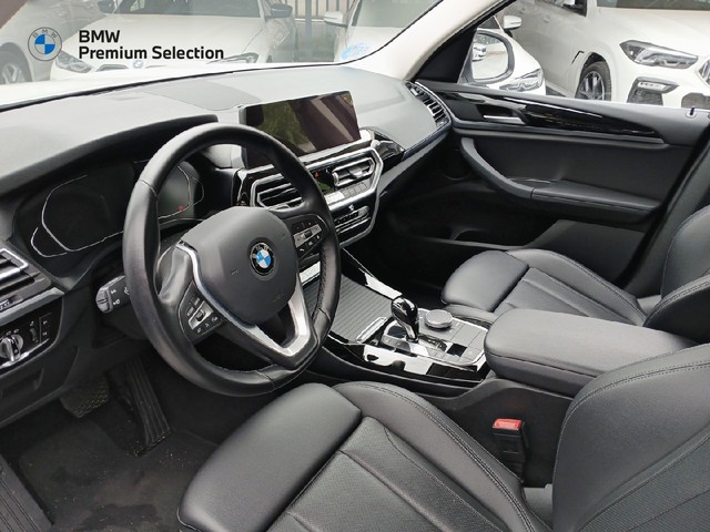 BMW X3 sDrive18d color Blanco. Año 2022. 110KW(150CV). Diésel. En concesionario Adler Motor S.L. TOLEDO de Toledo