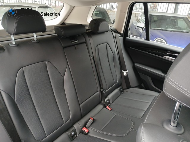 BMW X3 sDrive18d color Blanco. Año 2022. 110KW(150CV). Diésel. En concesionario Adler Motor S.L. TOLEDO de Toledo