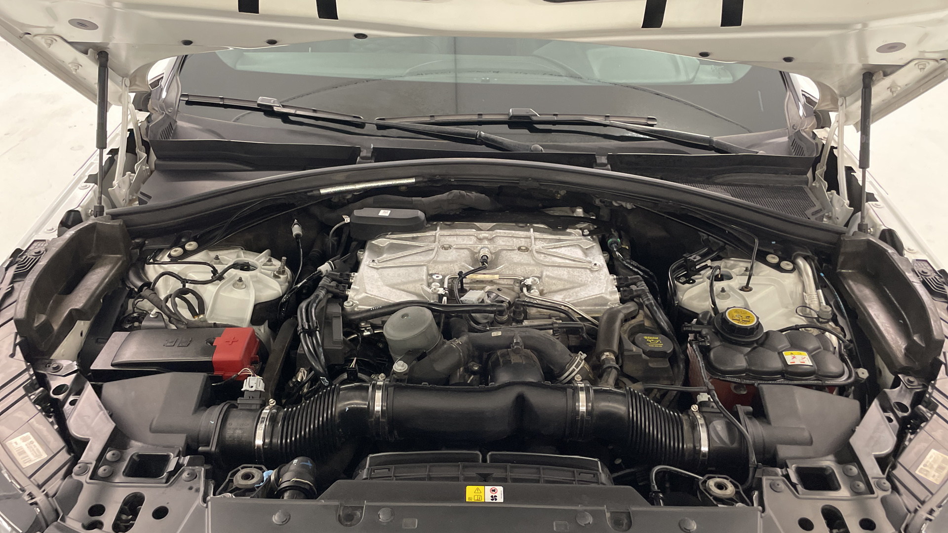 Land Rover Range Rover Velar 5.0 V8 - 10