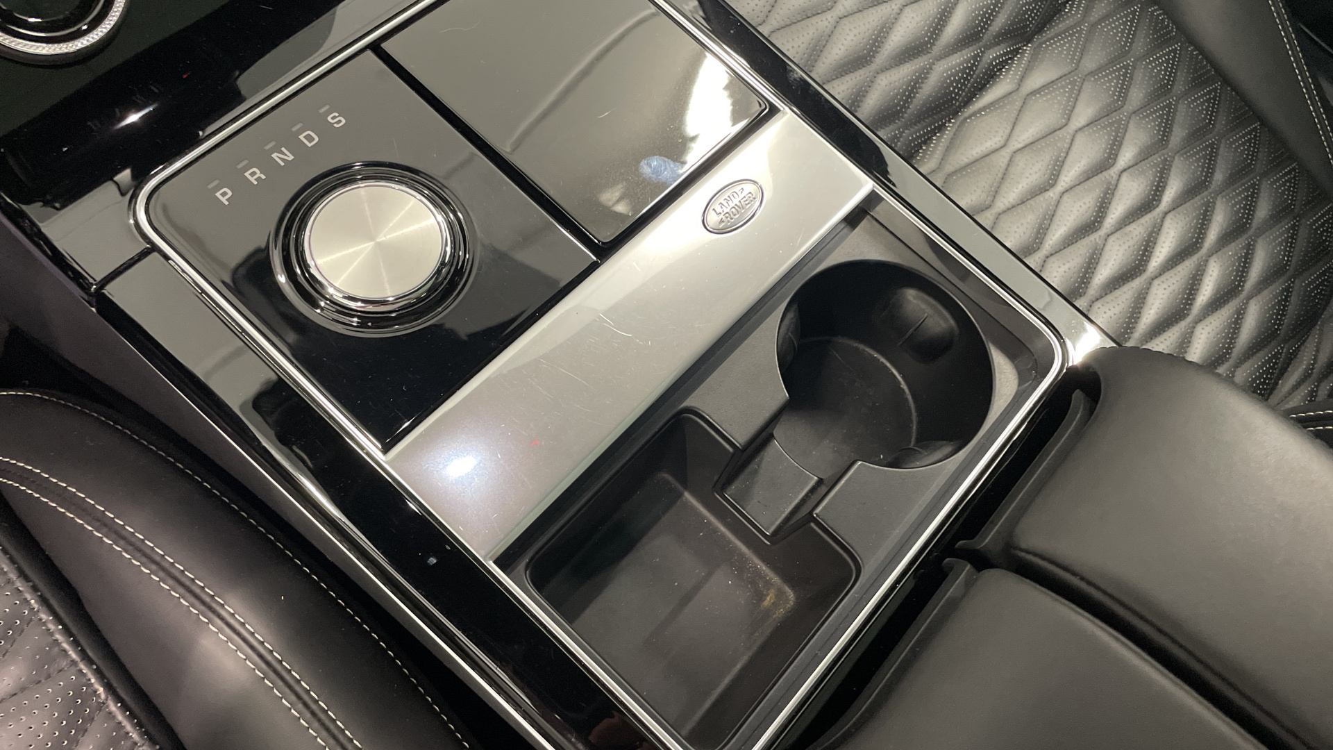 Land Rover Range Rover Velar 5.0 V8 - 14